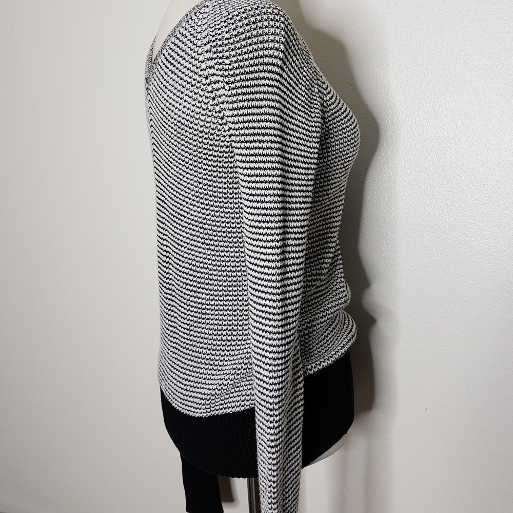 Calvin Klein Black White Striped Sweater Layer Spring Lightweight Designer - Picture 8 of 12
